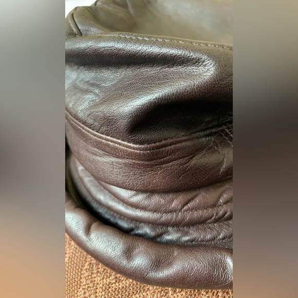 Lord & Taylor made in Italy 🇮🇹 Leather hat - Picture 5 of 15